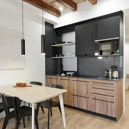 Diagonal By Olala Homes *