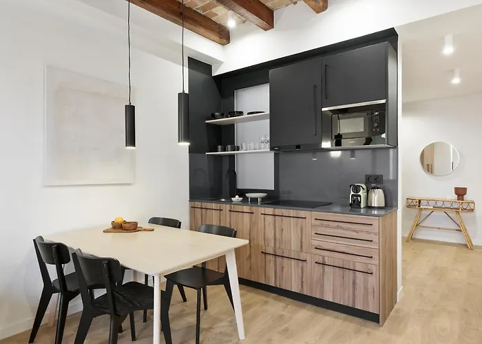 Diagonal By Olala Homes *