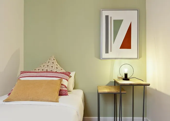 Diagonal By Olala Homes *
