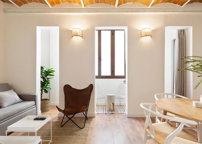 Diagonal By Olala Homes