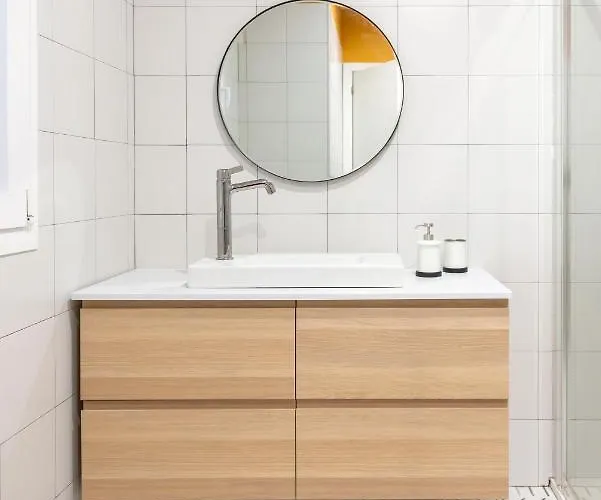 Diagonal By Olala Homes
