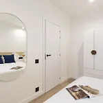 Diagonal By Olala Homes *